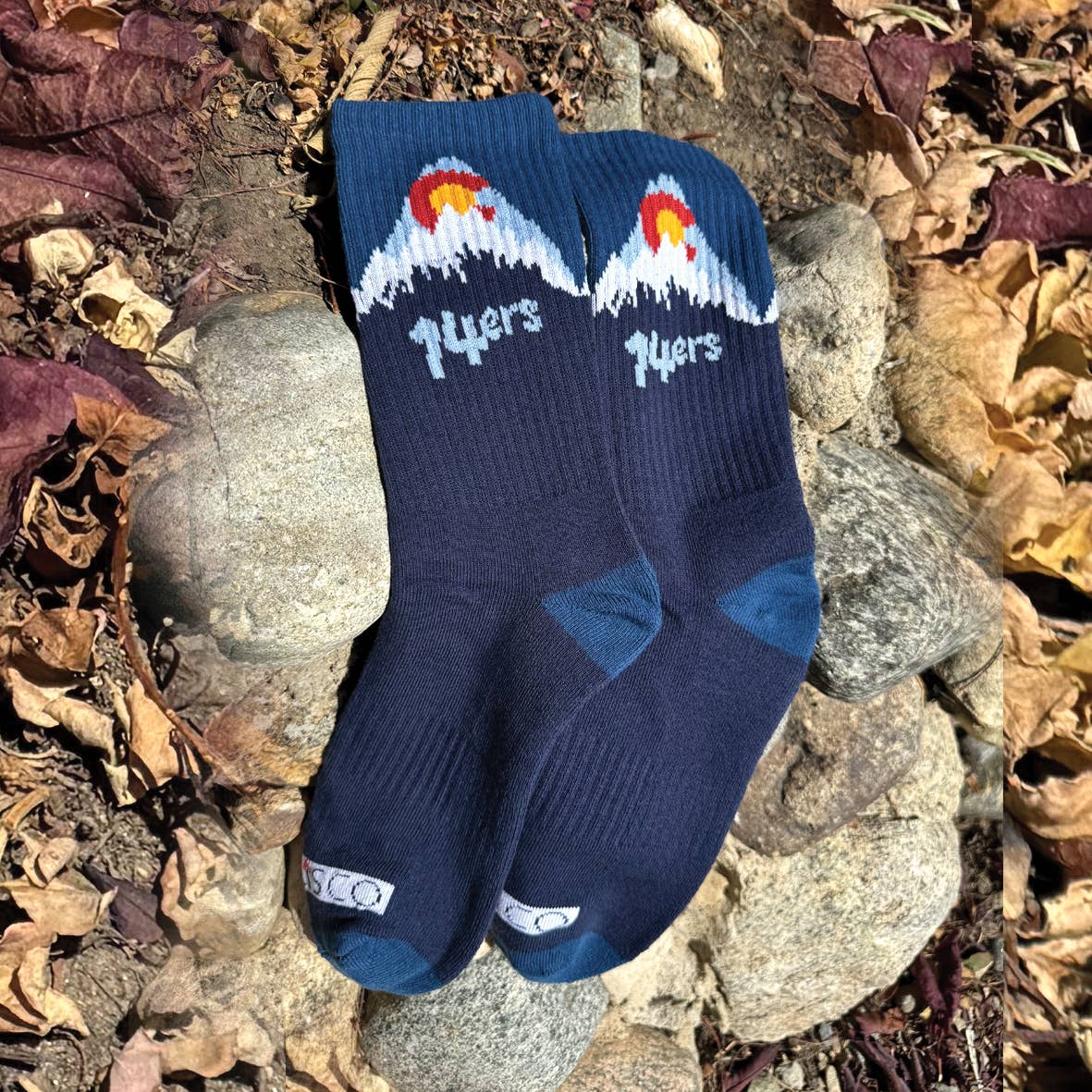 COLISCO Unisex Crew Socks - Colorado 14'ers