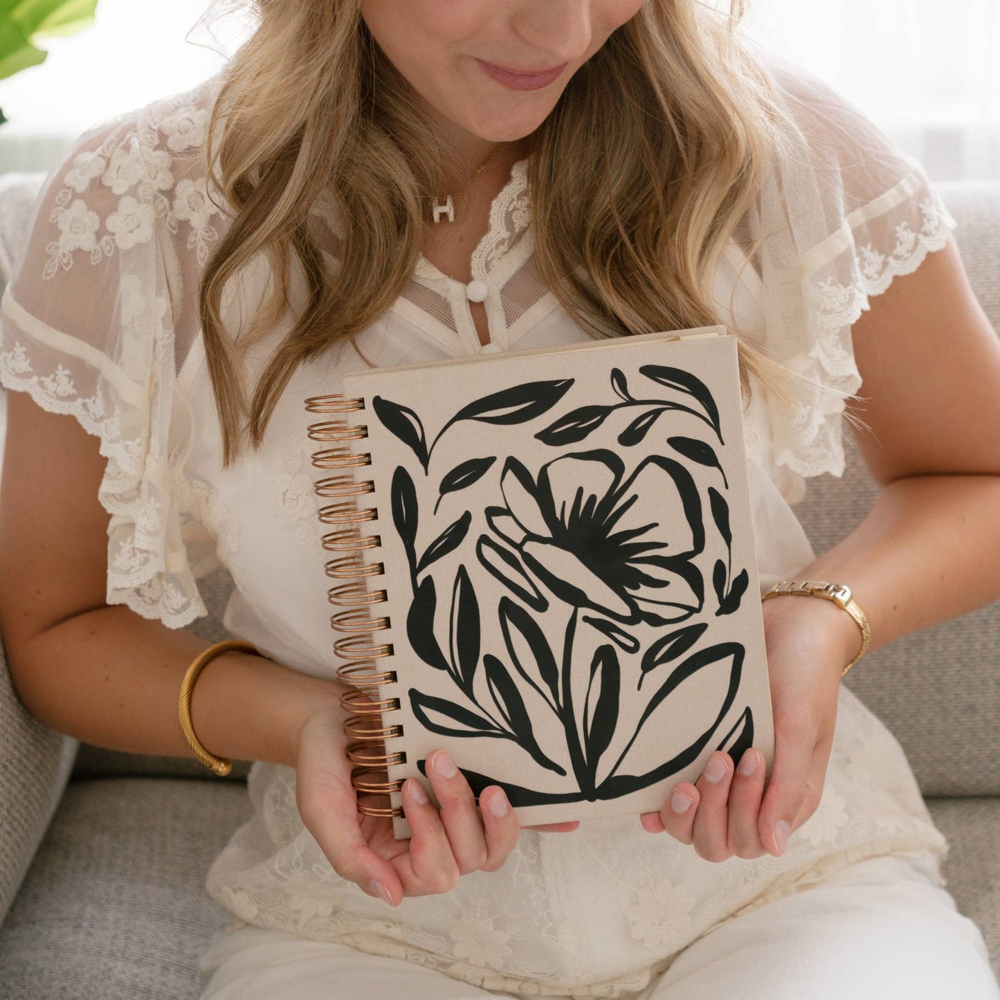 12-Month Undated Planner: Magnolia Springs Design