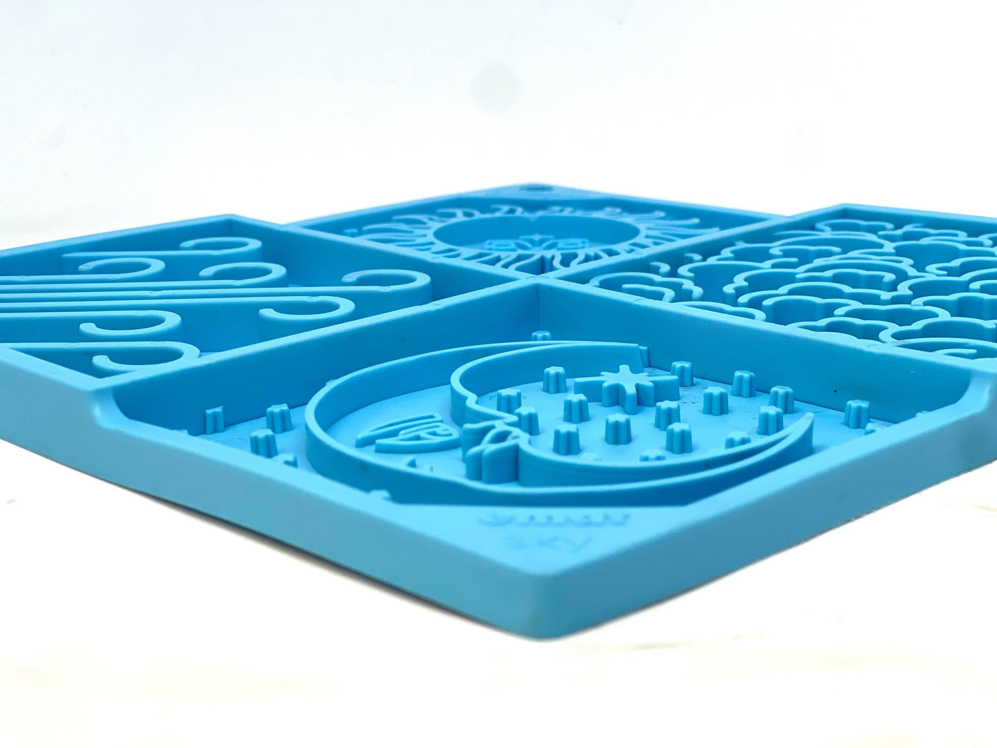 Sky Design eMat Enrichment Lick Mat - The Localist