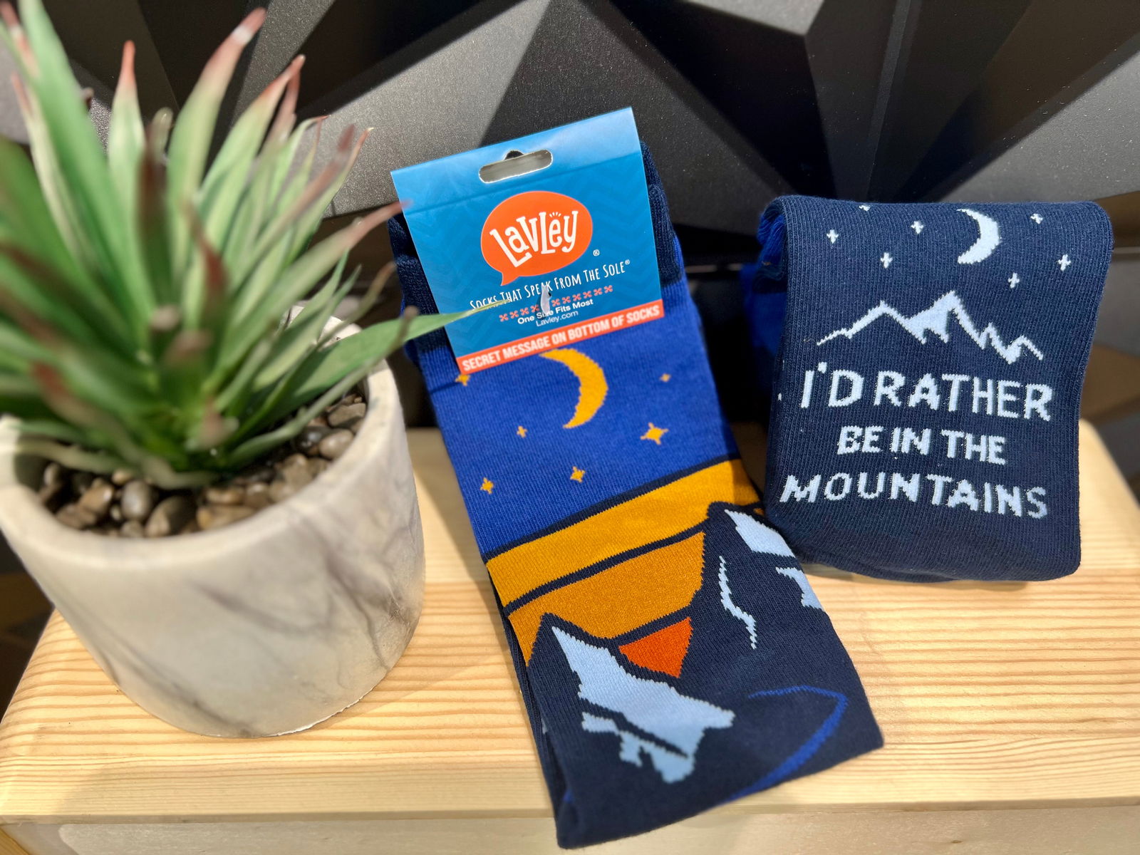 I'd Rather Be In The Mountains Socks - The Localist