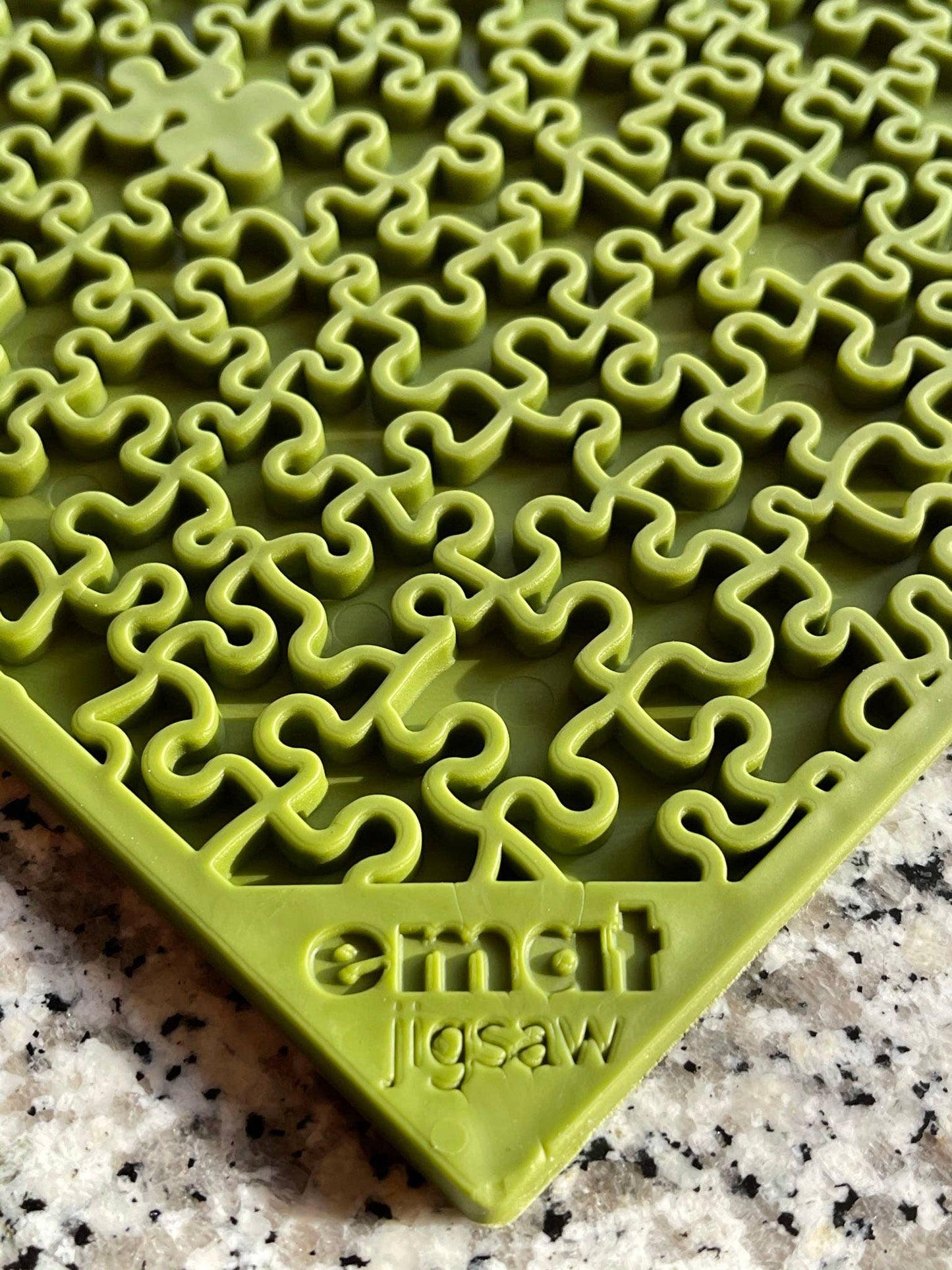 Jigsaw Design Emat Enrichment Licking Mat - The Localist