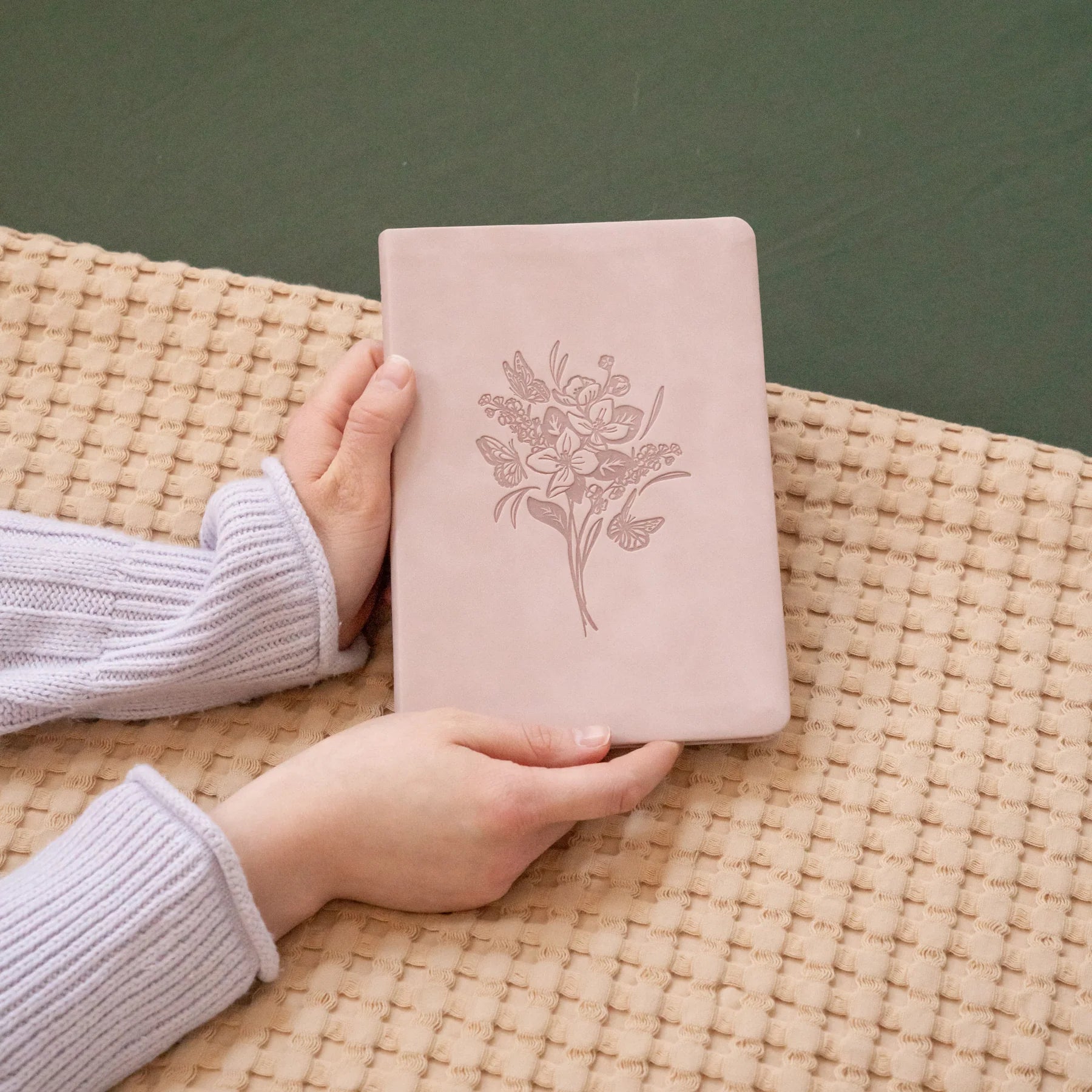 Hosanna Revival Notebook: Shiloh Theme - The Localist