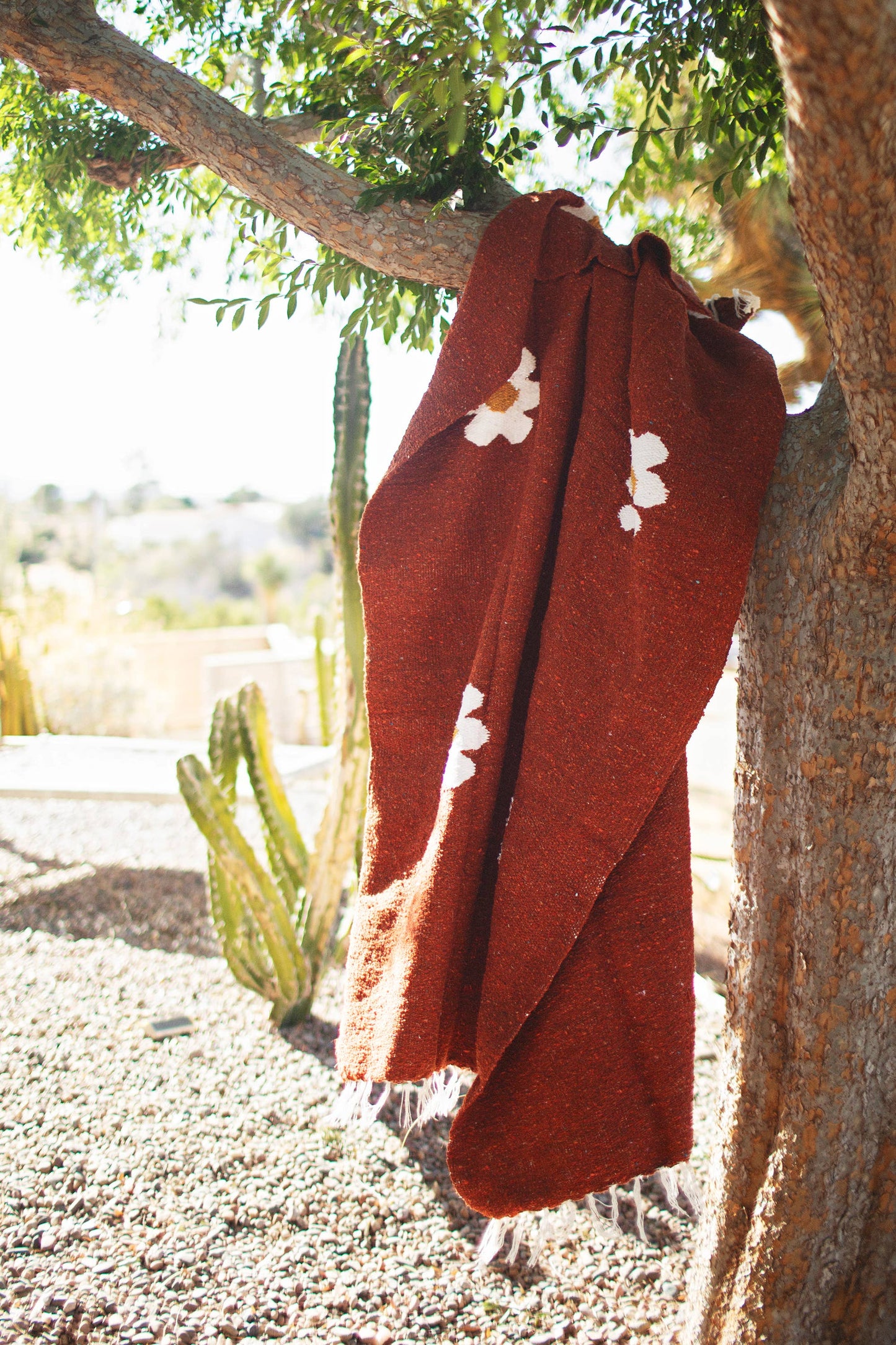 Handwoven Throw Blanket-Lazy Daisy